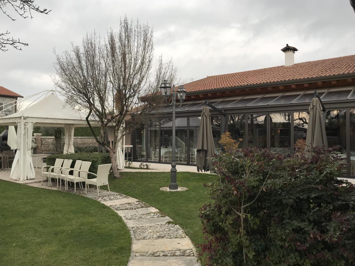 Locanda Casanova Bassano del Grappa Bagian luar foto